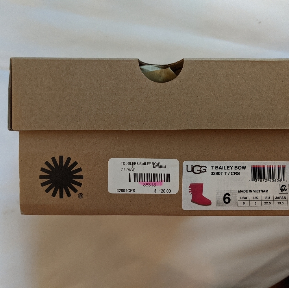 Ugg BNWOT Bailey Bow Toddler - Picture 2 of 7